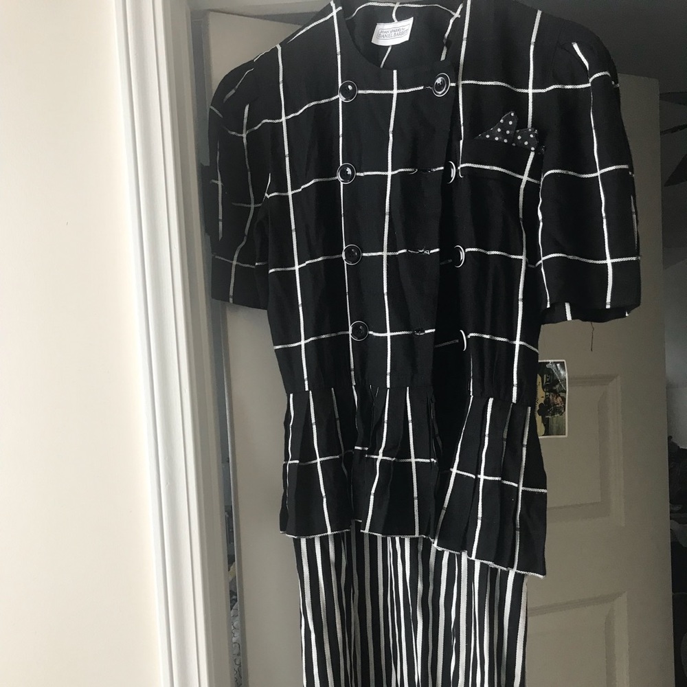 Vintage, peplum dress!